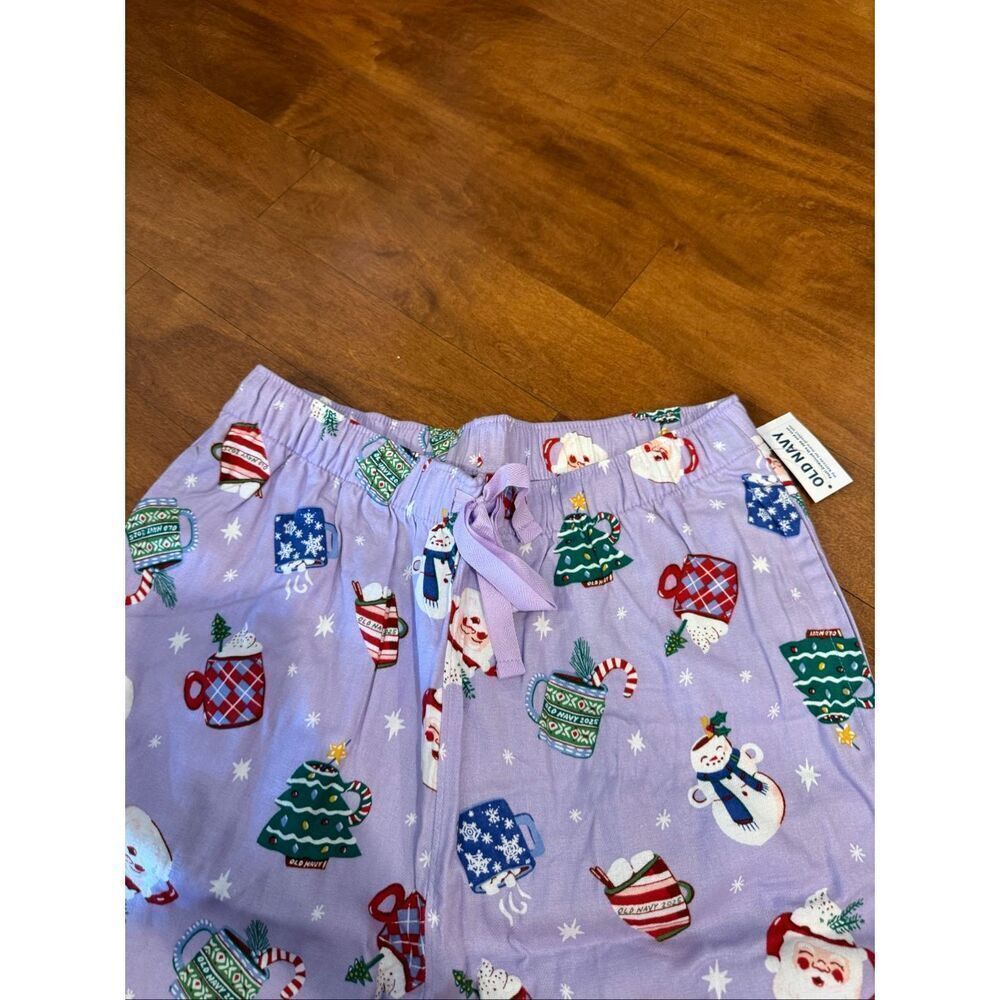 Woman’s new w tags old navy Christmas lounge/sleep pants size M - Picture 2 of 4